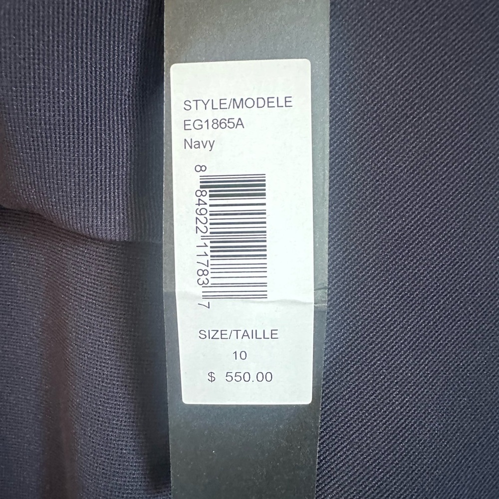 NWT Size 10. 10 Badgley Mischka Navy Minimalistic V-Back Column Gown - Picture 10 of 12
